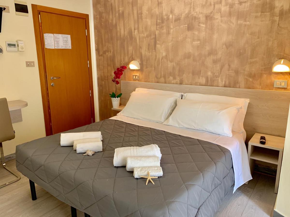 Hotel Palma Benessere ริมินี ภายนอก รูปภาพ